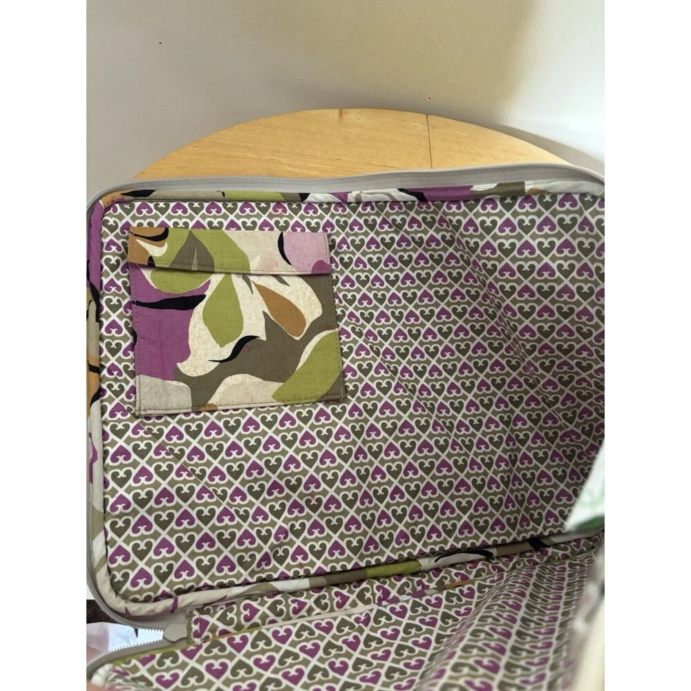 Vera Bradley Portobello Road Tablet/Laptop Pouch Bag Floral Gray Pink Zip 17 in